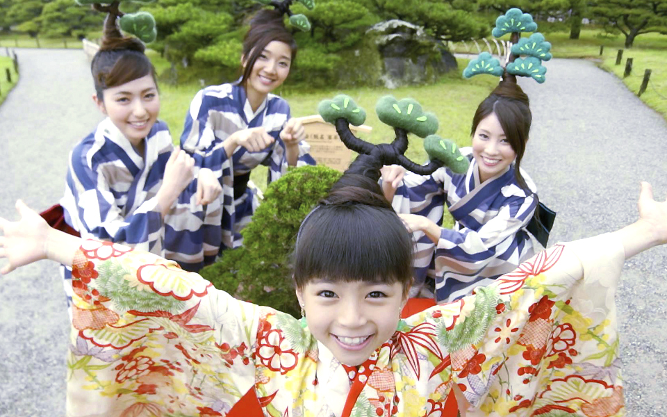 盆栽の妖精が憑依した4人の女性ユニット「ボンクラ」